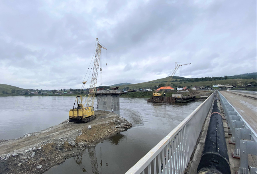 Забайкальский край: в Дарасуне идет подготовка к монтажу пролетных строений моста через Ингоду